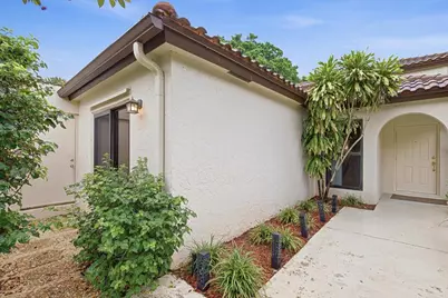 3130 Kingswood Terrace, Boca Raton, FL 33431 - Photo 2