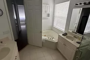 4644 Windward Cove Ln N, Wellington, FL 33449 - Photo 18