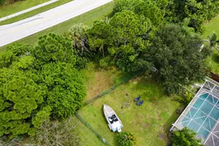 5837 NW Bates Ave, Port Saint Lucie, FL 34986 - Photo 10