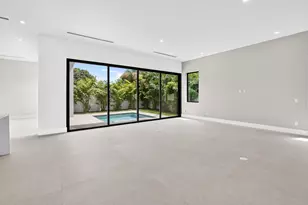 209 SE 5th St, Delray Beach, FL 33483 - Photo 10