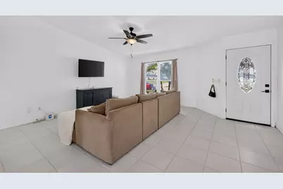 872 SW Nichols Terrace, Port Saint Lucie, FL 34953 - Photo 6