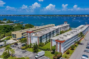 4500 N Flagler Dr, West Palm Beach, FL 33407 - Photo 16