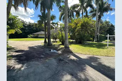 12320 NW 2nd Street, Plantation, FL 33325 - Photo 2