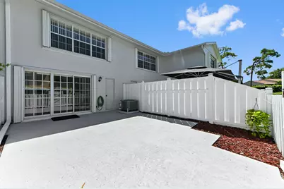 214 Foxtail Drive #F, Greenacres, FL 33415 - Photo 22