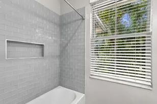 1115 Papaya St, Hollywood, FL 33019 - Photo 44