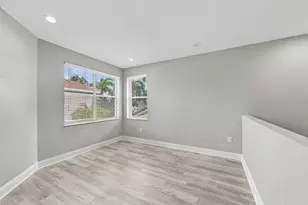 1115 Papaya St, Hollywood, FL 33019 - Photo 24