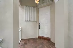 1115 Papaya St, Hollywood, FL 33019 - Photo 6