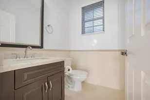 5057 Countrybrook Dr, Cooper City, FL 33330 - Photo 40