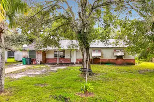 2930 Middle Rd, Fort Pierce, FL 34981 - Photo 1