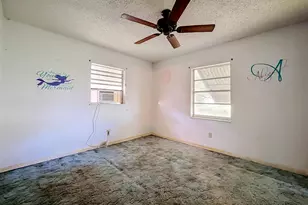 2930 Middle Rd, Fort Pierce, FL 34981 - Photo 10