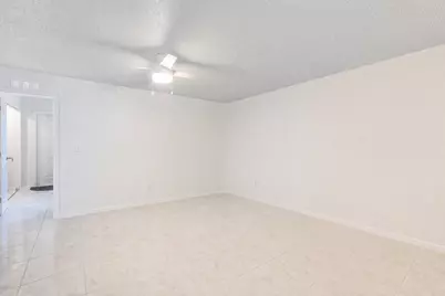 2825 SW 22nd Avenue #Apt 107, Delray Beach, FL 33445 - Photo 8