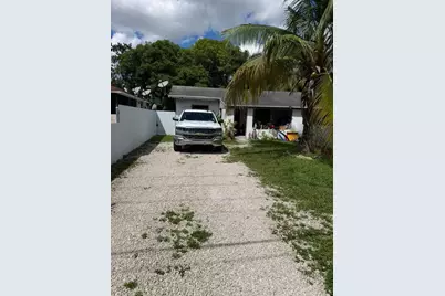 527 NW 91st Street #2, Miami, FL 33150 - Photo 6