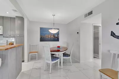 1182 S Drive Circle #D, Delray Beach, FL 33445 - Photo 6