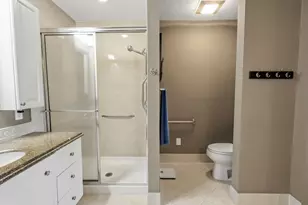 36 Harbour Isle Dr W, Fort Pierce, FL 34949 - Photo 22