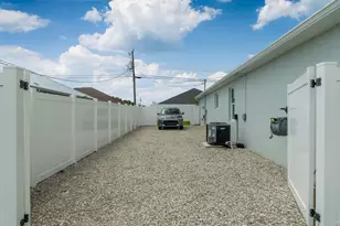 1912 SW Fanfare St, Port Saint Lucie, FL 34987 - Photo 28
