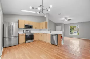 1358 SW Prairie Cir, Port Saint Lucie, FL 34953 - Photo 22