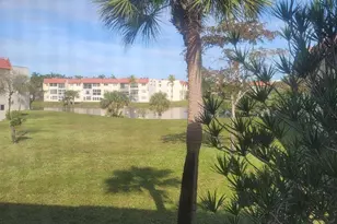 2951 Sunrise Lakes Dr E, Sunrise, FL 33322 - Photo 16