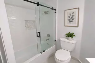 5250 Europa Dr, Boynton Beach, FL 33437 - Photo 8