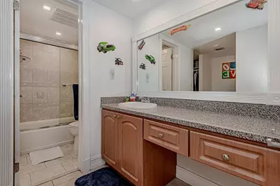 3475 N Country Club Drive #807, Aventura, FL 33180 - Photo 18
