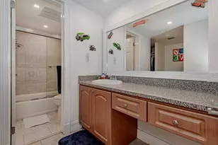 3475 N Country Club Dr, Aventura, FL 33180 - Photo 18