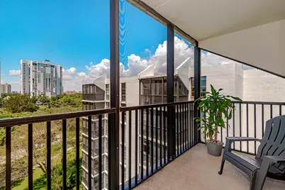3475 N Country Club Drive #807, Aventura, FL 33180 - Photo 20