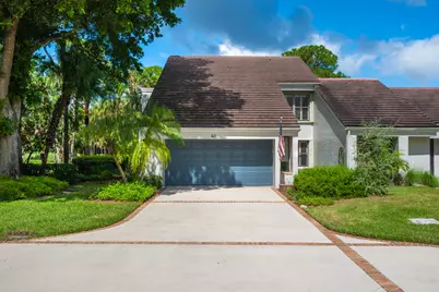 40 Edinburgh Drive, Palm Beach Gardens, FL 33418 - Photo 1