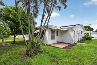 1010 NW 72nd Terrace, Margate, FL 33063 - Photo 4