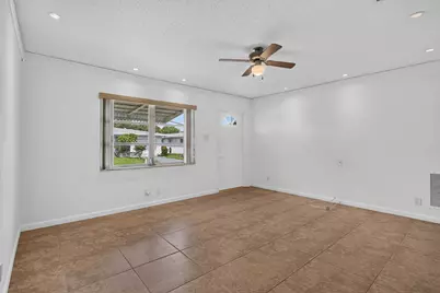1010 NW 72nd Terrace, Margate, FL 33063 - Photo 8