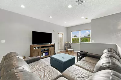 2893 Crestwood Terrace #1204, Margate, FL 33063 - Photo 8