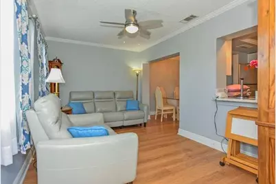 116 SW 10th Court, Boynton Beach, FL 33426 - Photo 8