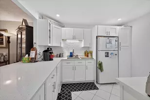 3251 Holiday Springs Blvd, Margate, FL 33063 - Photo 2