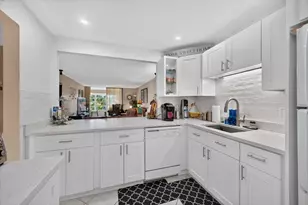 3251 Holiday Springs Blvd, Margate, FL 33063 - Photo 6