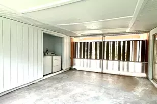 357 NE Camelot Dr, Port Saint Lucie, FL 34983 - Photo 16