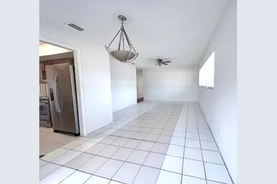 357 NE Camelot Drive, Port Saint Lucie, FL 34983 - Photo 6