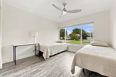 626 NW 100th Way, Coral Springs, FL 33071 - Photo 24