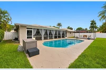 626 NW 100th Way, Coral Springs, FL 33071 - Photo 42