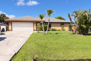 2225 SE Melaleuca Blvd, Port Saint Lucie, FL 34952 - Photo 1
