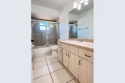 2225 SE Melaleuca Boulevard, Port Saint Lucie, FL 34952 - Photo 8
