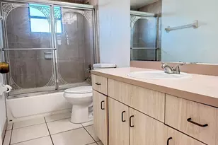 2225 SE Melaleuca Blvd, Port Saint Lucie, FL 34952 - Photo 8