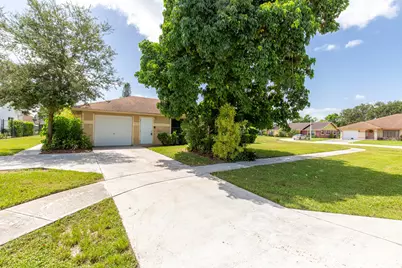 815 Peppertree Court, Wellington, FL 33414 - Photo 1