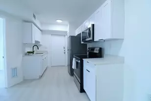 1814 NW 2nd Ct, Miami, FL 33136 - Photo 2