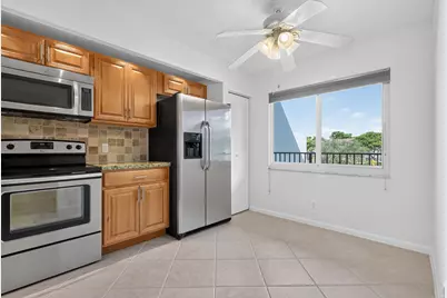 12800 SW 7th Court #307G, Pembroke Pines, FL 33027 - Photo 8