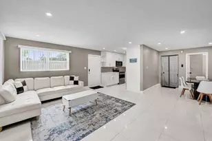 921 NW 14th St, Fort Lauderdale, FL 33311 - Photo 2