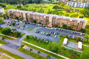 3755 Via Poinciana, Lake Worth, FL 33467 - Photo 32