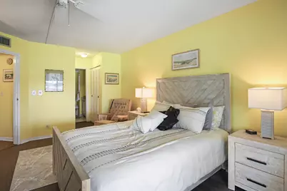 3755 Via Poinciana #402, Lake Worth, FL 33467 - Photo 14