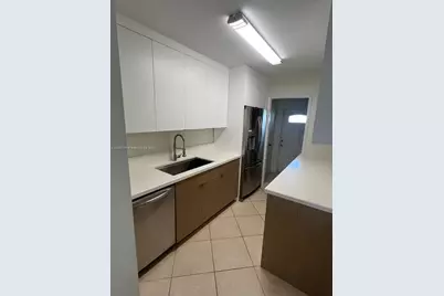 2755 NE 28th Avenue #C3, Lighthouse Point, FL 33064 - Photo 4