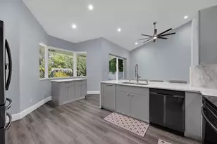 4166 NW 66th Terrace, Coral Springs, FL 33067 - Photo 14