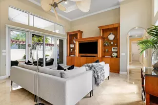 807 Floret Dr, Palm Beach Gardens, FL 33410 - Photo 10