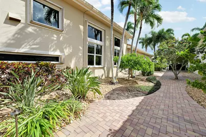 807 Floret Drive, Palm Beach Gardens, FL 33410 - Photo 32