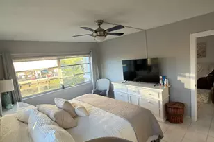 450 Paradise Isle Blvd, Hallandale Beach, FL 33009 - Photo 8